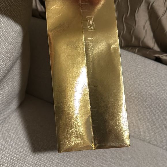 Burberry Gold Shopping Bag 12x16.5 - Picture 10 of 10